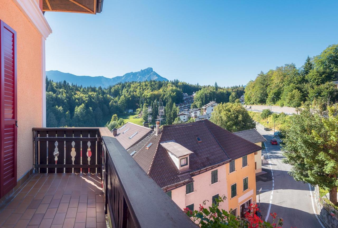 Albergo Corona Лавароне Экстерьер фото